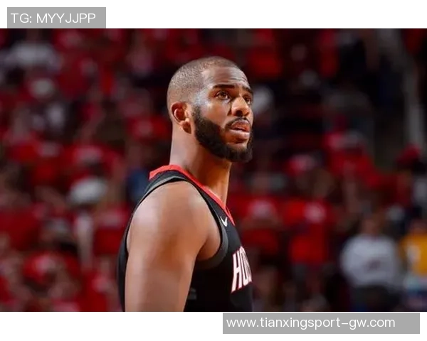 保罗的家乡情怀与篮球梦想从希望到标杆的辉煌历程